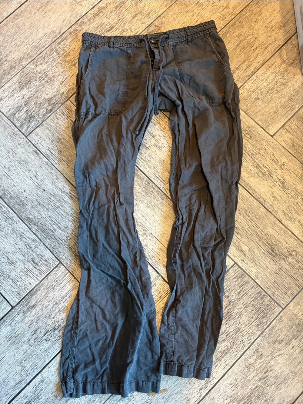GAP Men's Dark Gray Cargo Pants